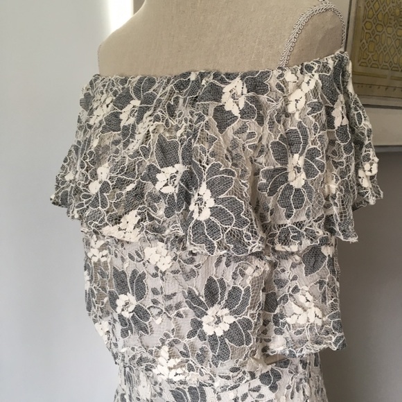 RACHEL ROY Skirt and Top Set Grey and Cream Lace - Picture 4 of 8